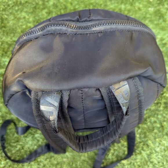 Pajar Twill Dome Quilted Puff Backpack Black Neutral Laptop Pocket Luggage Strap - Picture 9 of 13